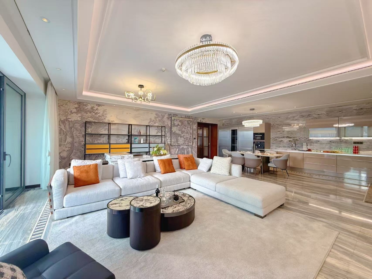 Wonderful 4 bedrooms apartment in shekou for rent