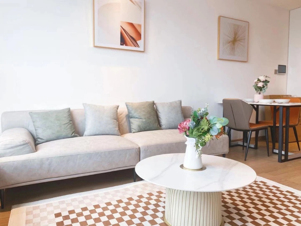 High  floor  2 bedrooms aprtment  in Shekou for rent